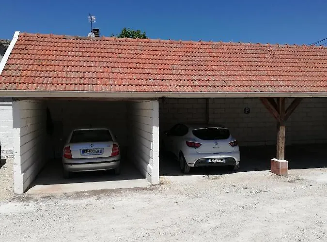 * Maison Aux Portes De Troyes En Champagne *