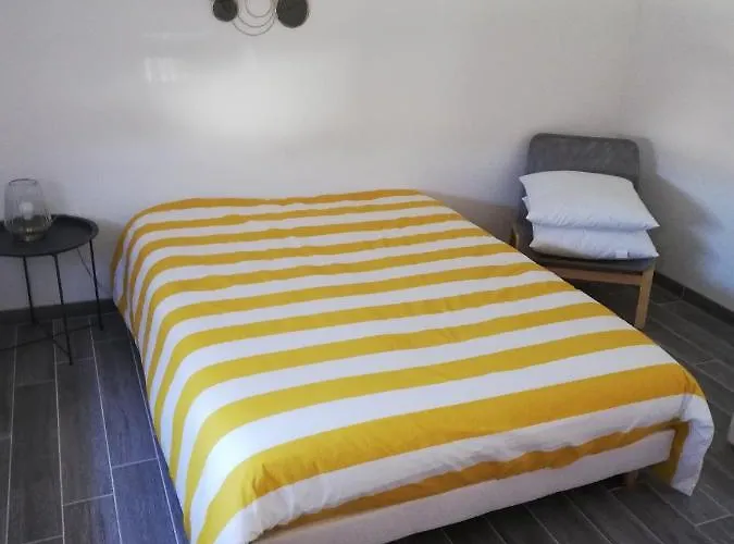 * Maison Aux Portes De Troyes En Champagne * Σπίτι διακοπών